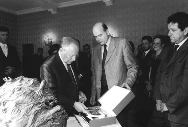 Presentazione del libro "Stava Perché" al Presidente della Repubblica Carlo Azeglio Ciampi.